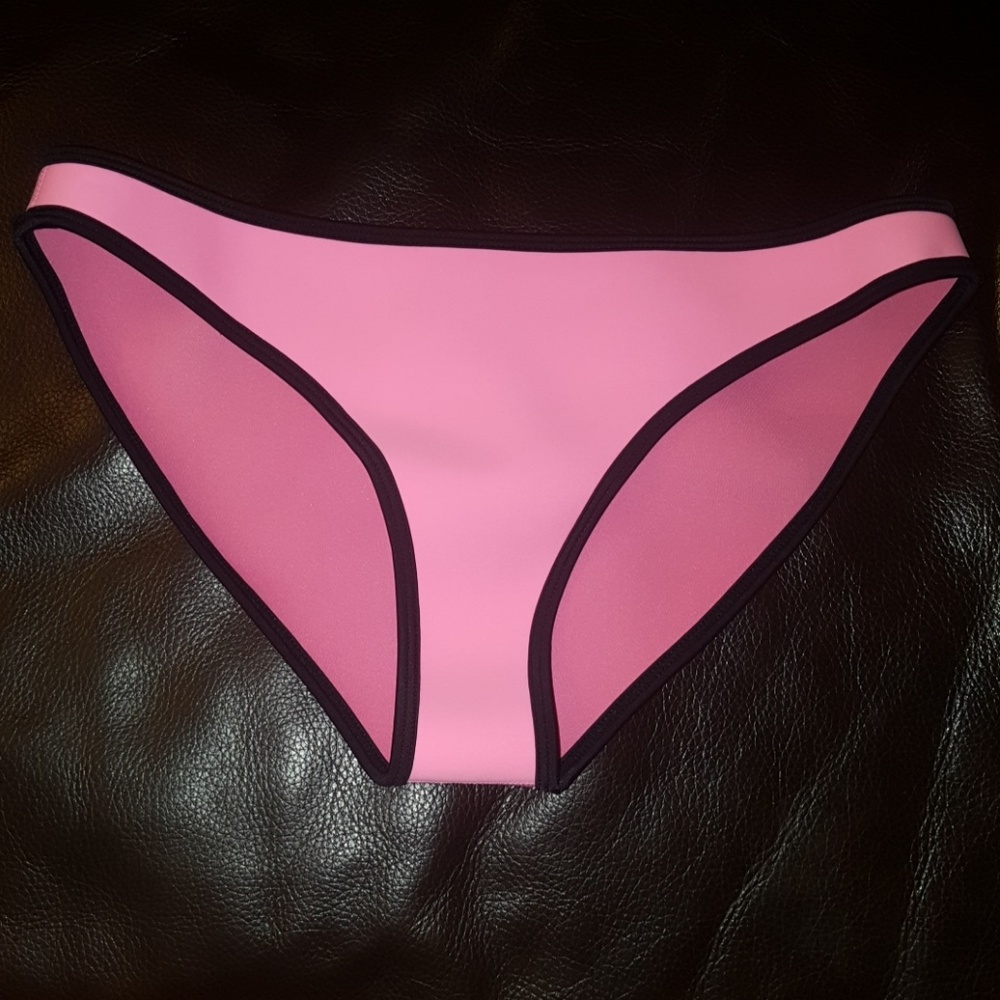 Bathing suit bottoms